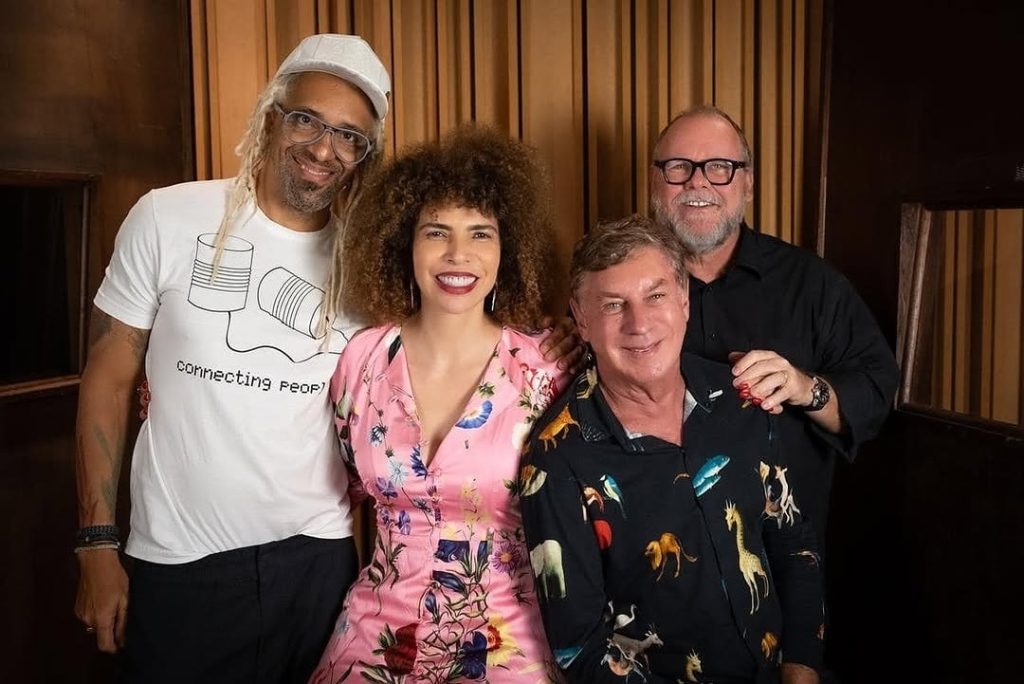 Flávio Venturini revê e festeja 50 anos de carreira em 2025 com álbum com convidados e a turnê ‘Minha história’
