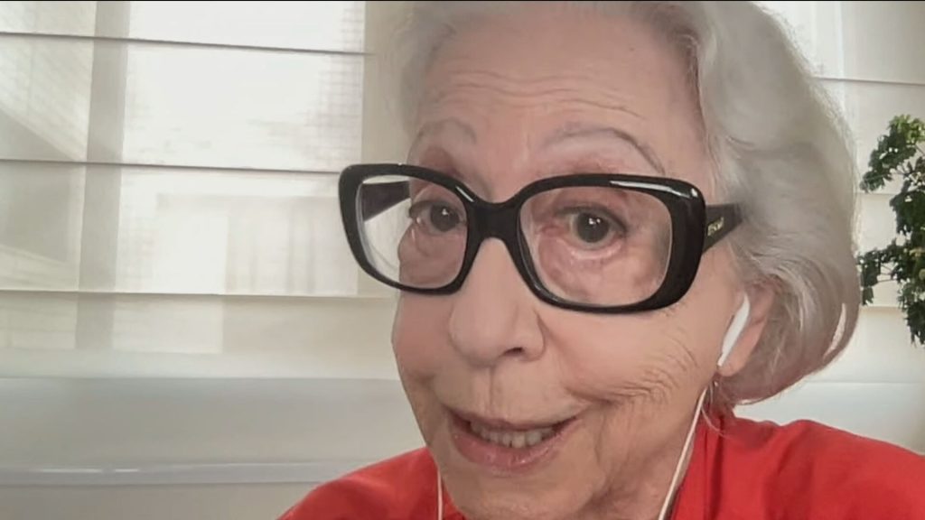 ‘Bravo, minha filha, bravo’: Fernanda Montenegro homenageia Fernanda Torres após Globo de Ouro