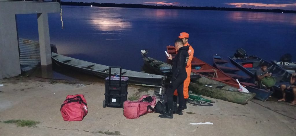 Homem morre afogado e Bombeiros localizam corpo a cerca de 6 metros de profundidade