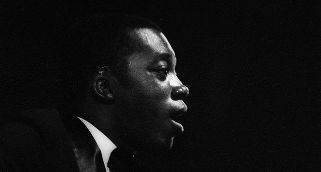 TV Globo ajuda há 60 anos a escrever a história da música brasileira, da era dos festivais ao império do som sertanejo