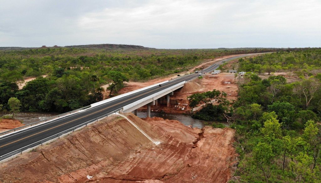 Jalapão: ponte sobre o Rio Vermelho e pavimentação da TO-030 facilitam acesso a pontos turísticos da região